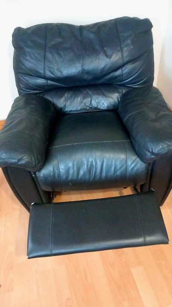 Recliner leather sofa
