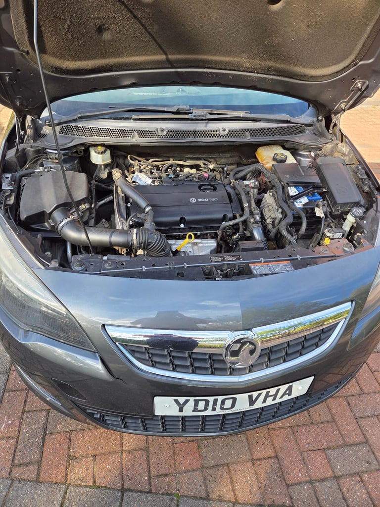 Vauxhall, ASTRA, Hatchback, 2010, Manual, 1598 (cc), 5 doors