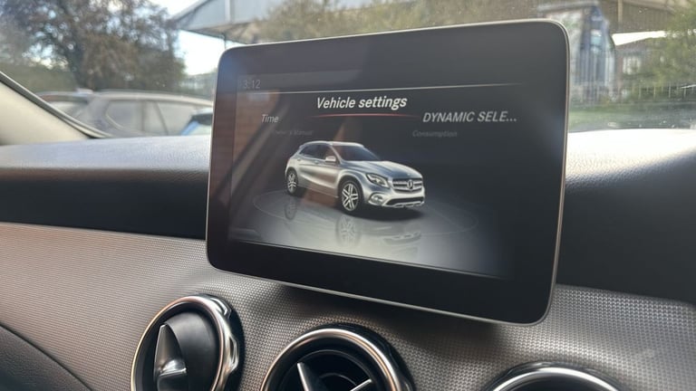 2018 Mercedes-Benz GLA 1.6 GLA180 Urban Edition SUV 5dr Petrol Manual Euro 6 (s/s) (122 ps) ESTAT...