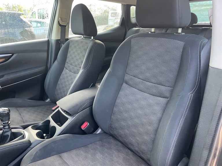 2015 Nissan Qashqai DCI ACENTA SMART VISION Hatchback Diesel Manual