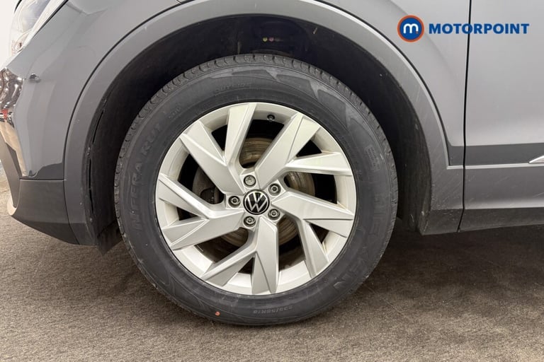 2021 Volkswagen Tiguan 1.5 TSI 150 Life 5dr ESTATE PETROL Manual