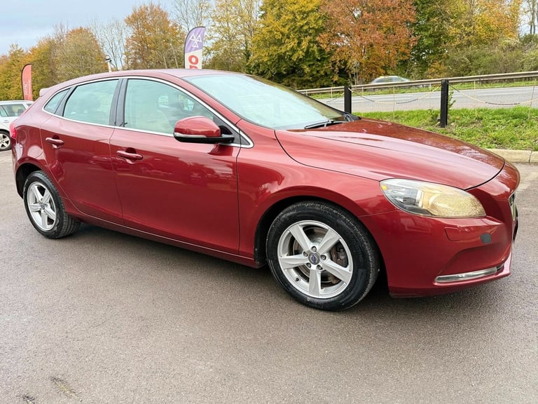 2013 Volvo V40 D3 SE 5dr Geartronic HATCHBACK Diesel Automatic