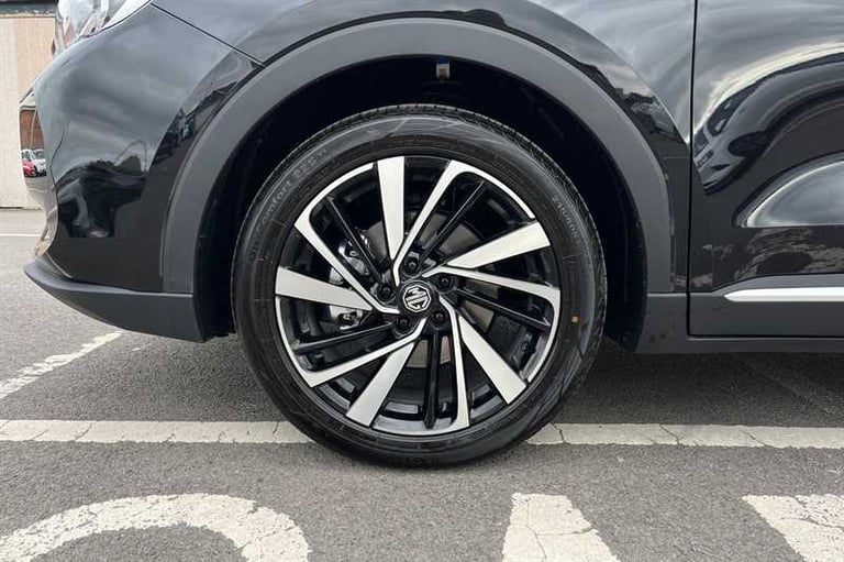 2025 MG MG ZS 1.5 Hybrid+ Trophy SUV 5dr Petrol Hybrid Auto Euro 6 (s/s) (196 ps) SUV Hybrid Auto...