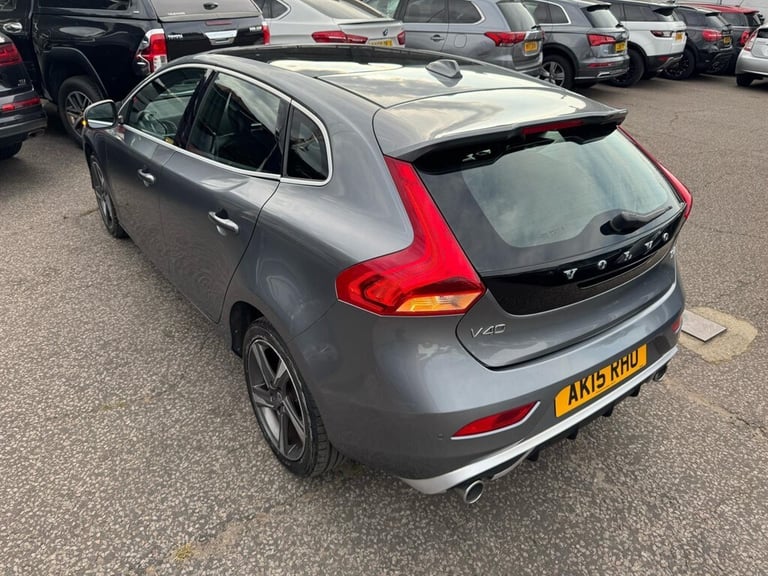 2015 Volvo V40 2.0 D4 R-Design Euro 6 (s/s) 5dr Hatchback Diesel Manual