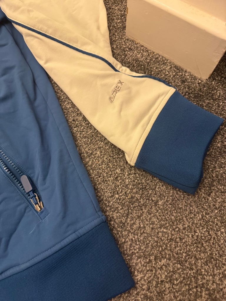 Men’s XL the north face zipper 