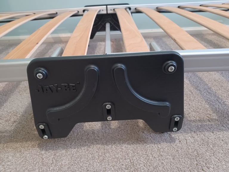 Jay-Be single folding bed.