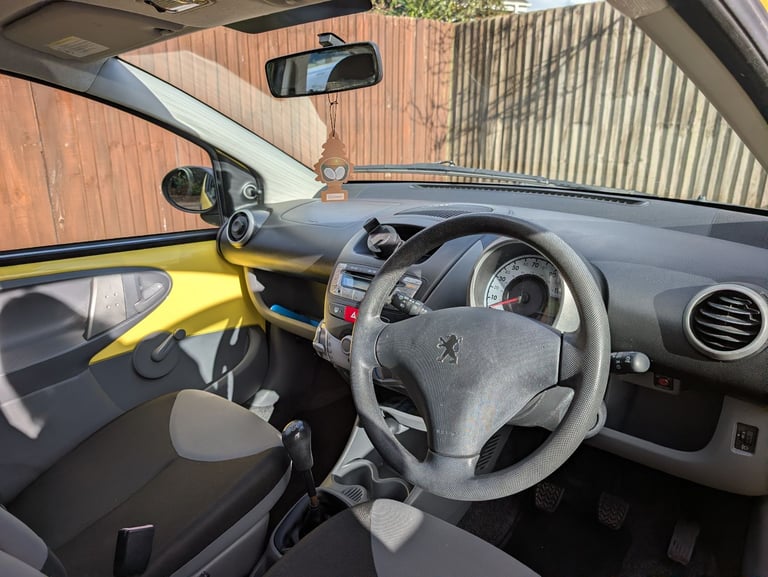 Peugeot, 107, Hatchback, 2008, Manual, 998 (cc), 3 doors
