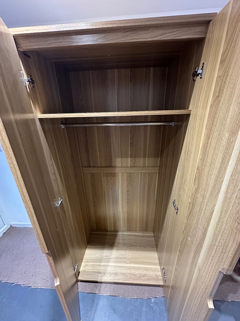 Wardrobe in Good Condition 