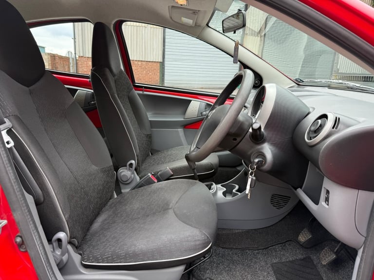 2011 Peugeot 107 1.0 Urban 12 Months Mot Low Tax  HATCHBACK Petrol Manual