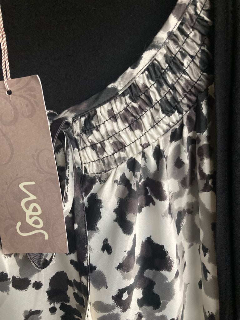 BNWT Soon Top