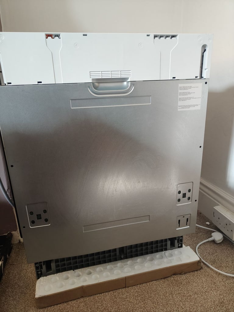 image for Comfee BD1215P-W Fully Integrated Dishwasher – Used 