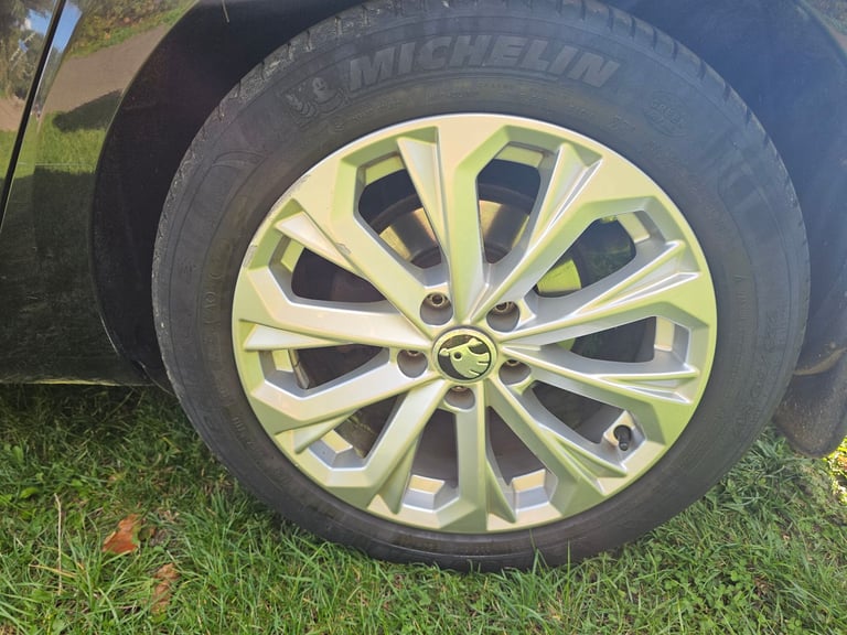Skoda, OCTAVIA, Estate, 2015, Manual, 1968 (cc), 5 doors