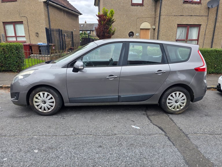 2010 RENAULT GRAND SCENIC 1.5 DCI DIESEL EXPRESSION MPV 7 SEATER 