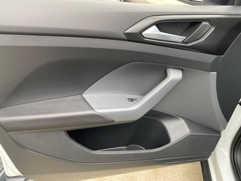 2020 Volkswagen T-Cross 1.0 TSI SE Euro 6 (s/s) 5dr HATCHBACK Petrol Manual