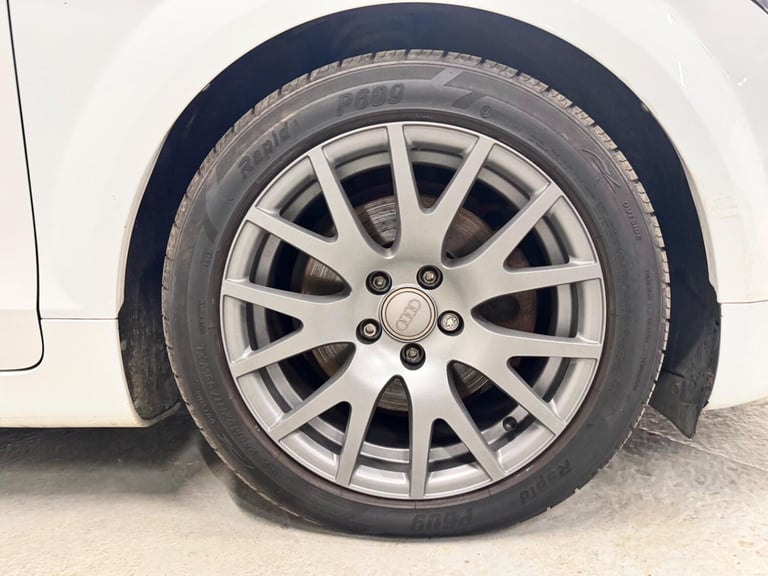 AUDI TT 1.8 TFSI White Manual Petrol 2010