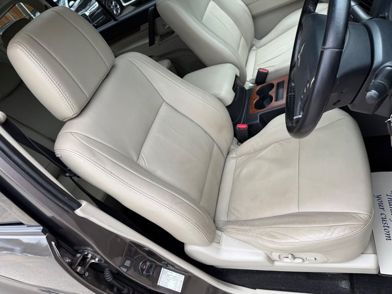 2013 Mitsubishi Shogun 3.2 DI-DC [197] SG3 5dr Auto ESTATE DIESEL Automatic