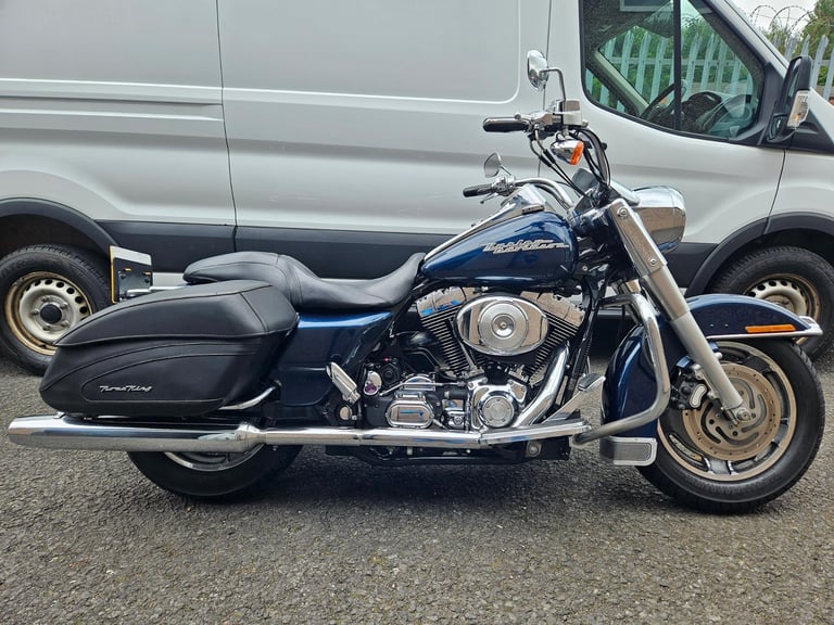 image for Harley-Davidson FLHRS 1450 road king in absolute perfect condition 
