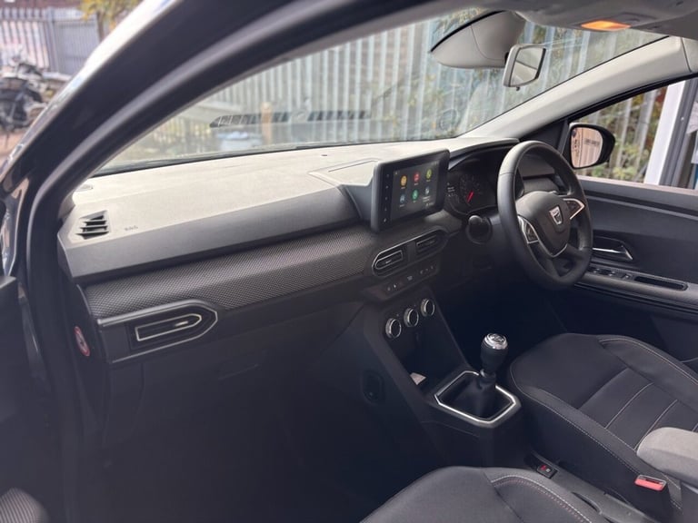 2022 72 DACIA JOGGER 1.0 TCE EXTREME SE MPV 5DR PETROL MANUAL EURO 6 (S/S) (110 