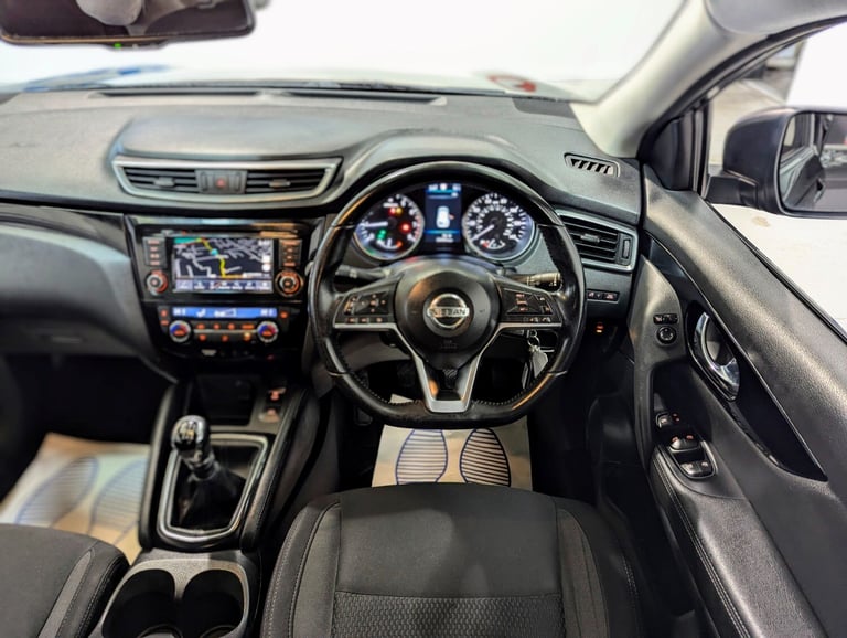 2020 Nissan Qashqai 1.3 DiG-T 160 Acenta Premium 5dr**ONE OWNER FROM NEW**