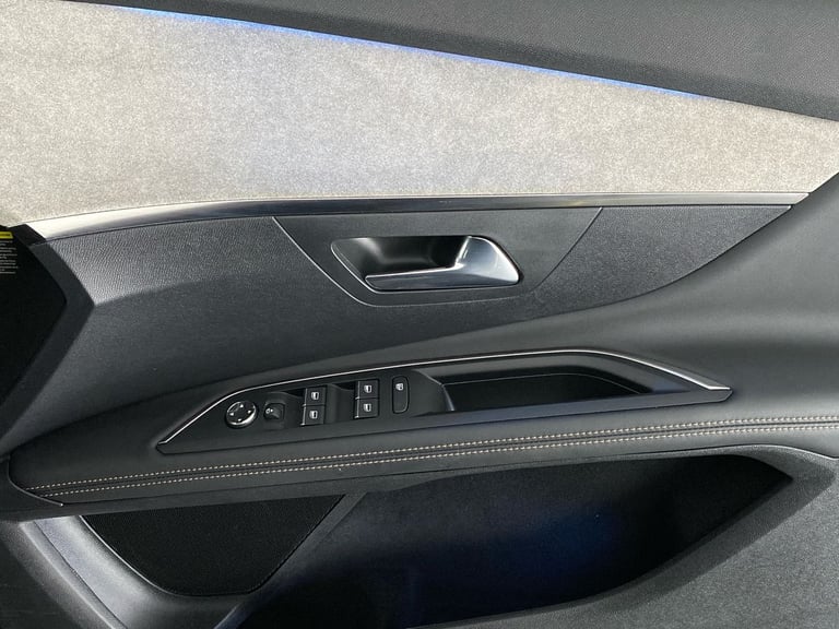 2024 Peugeot 3008 1.6 Hybrid 225 GT 5dr e-EAT8 Crossover/SUV PETROL/ELECTRIC Automatic