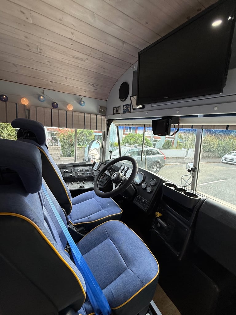 Off Grid Live aboard Skoolie motorhome