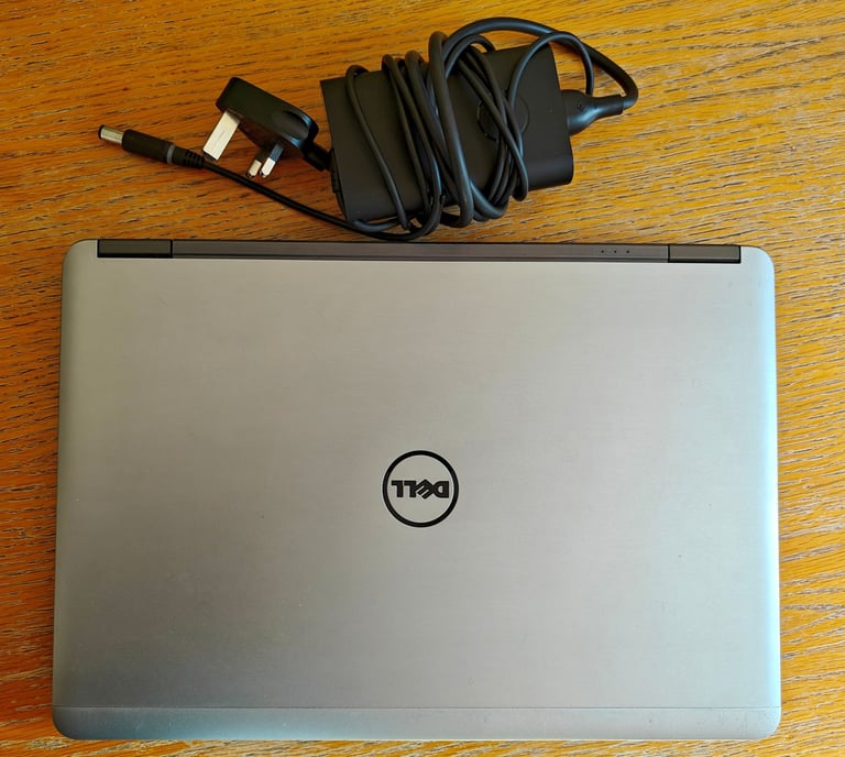 Dell Latitude E7440 Laptop Win 10 Pro Intel i3-4010U 14" FHD 4GB 120GB SSD HDMI