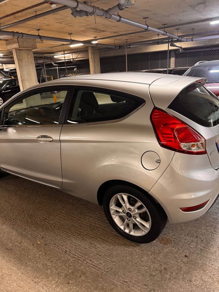 Ford, FIESTA, Hatchback, 2015, Manual, 998 (cc), 3 doors