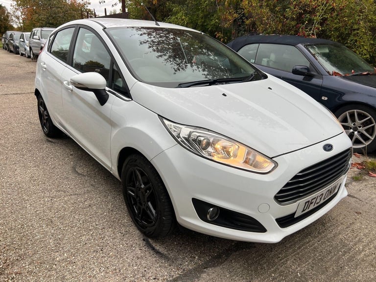 2013 Ford Fiesta 1.0T EcoBoost Zetec Euro 5 (s/s) 5dr HATCHBACK Petrol Manual