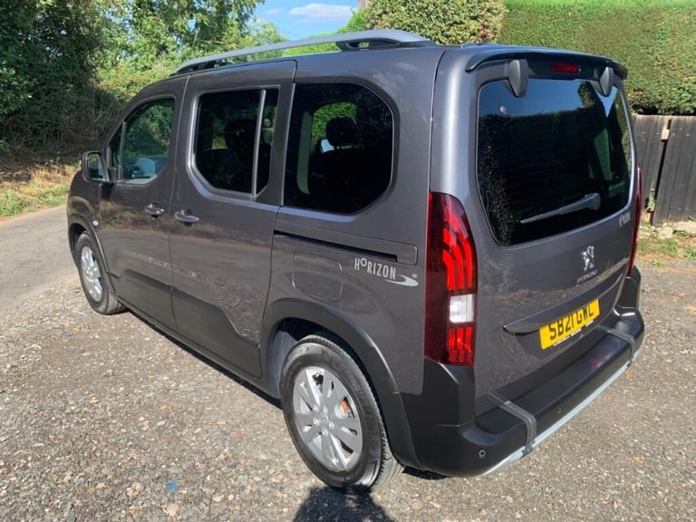Peugeot Rifter 1.2 PureTech 130 Allure AUTOMTIC WHEELCHAIR ACCESSIBLE VEHICLE