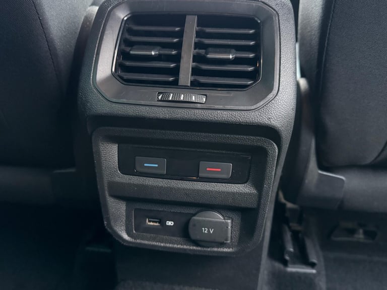 2017 Volkswagen Tiguan 2.0 TDI SE Navigation DSG Euro 6 (s/s) 5dr ESTATE Diesel Automatic