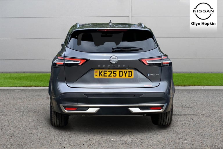 2025 Nissan Qashqai 1.5 E-Power N-Connecta [Glass Roof] 5dr Auto Hatchback Hybrid Automatic