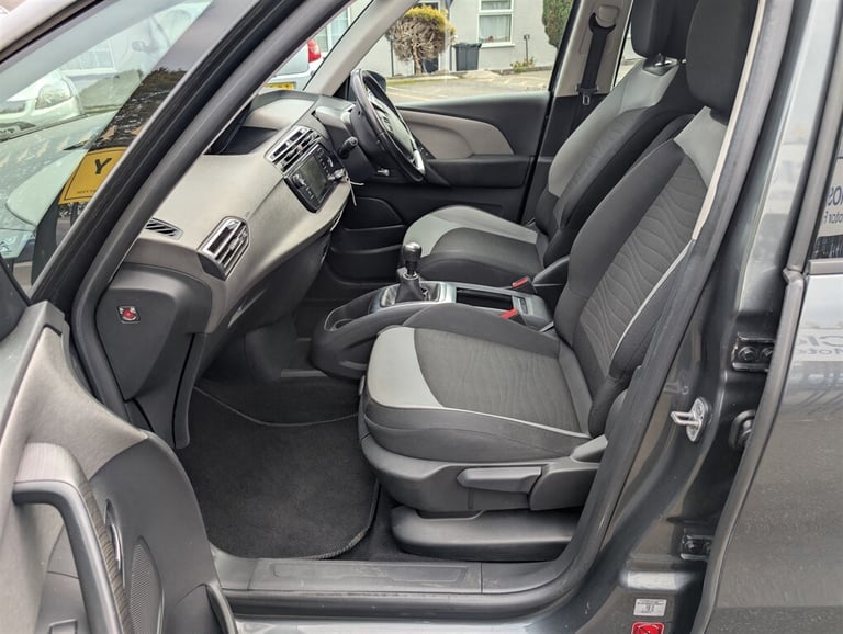 2015 Citroen C4 Grand Picasso 1.6 e-HDi 115 Exclusive 5dr MPV DIESEL Manual