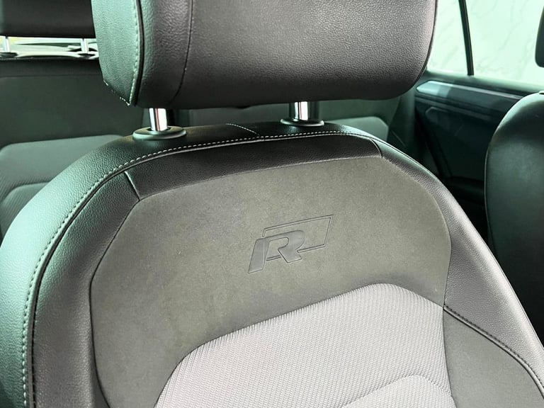 2020 Volkswagen Tiguan 2.0 TDI R-Line Tech SUV 5dr Diesel DSG 4Motion Euro 6 (s/s) (150 ps) ESTAT...