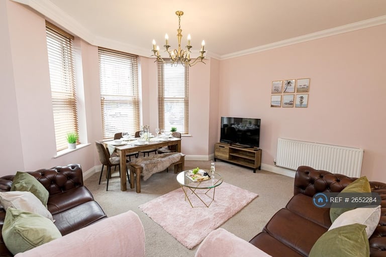 image for 2 bedroom flat in Saint Michael's Road, Bournemouth, BH2 (2 bed) (#2652284)