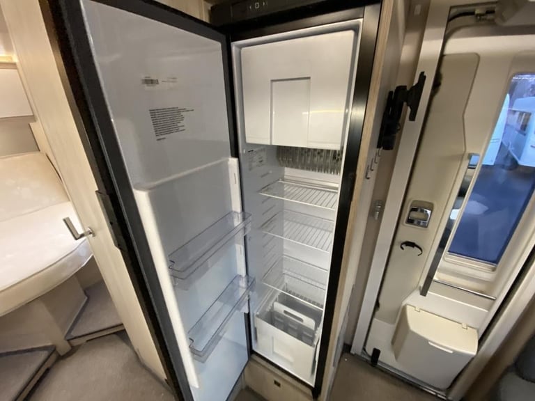 2022 AUTO-TRAIL F-LINE F-74 LUXURY MOTORHOME