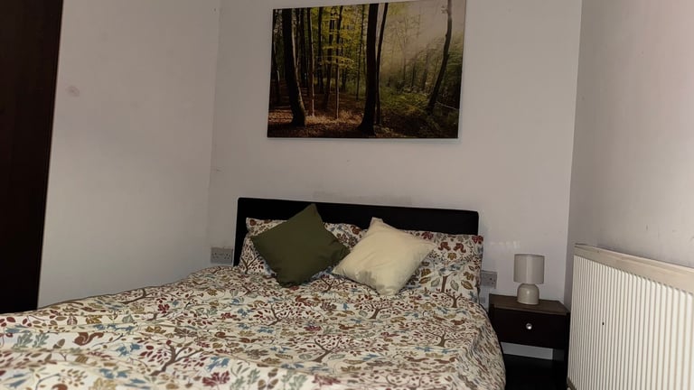 Furnished Large Double Rooms for rent