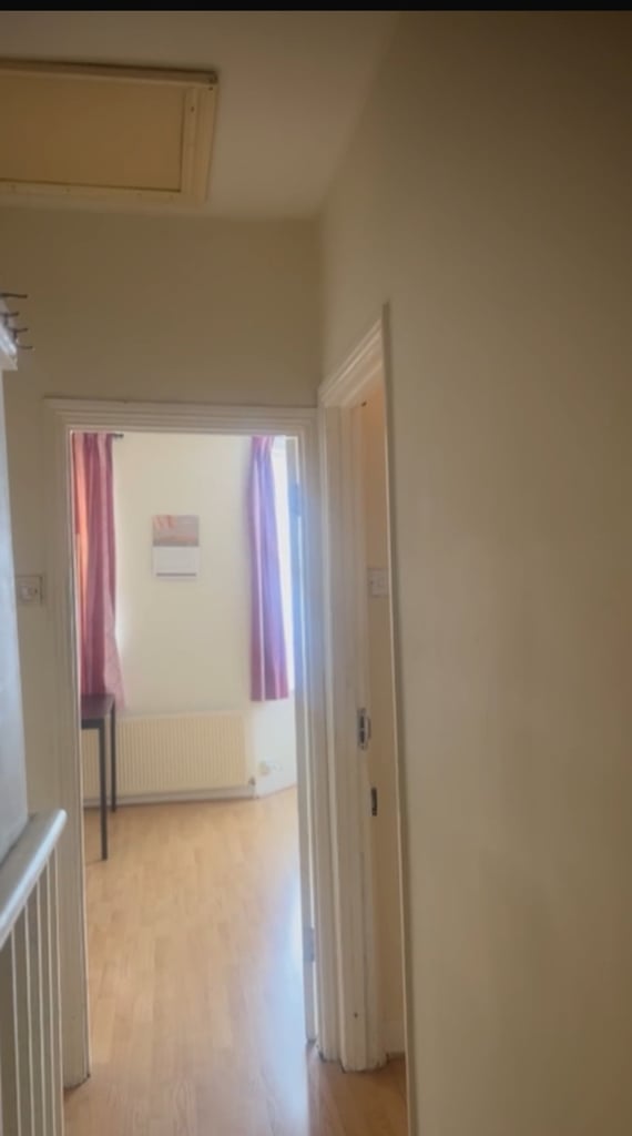 First floor 1 Bedroom Flat available (All Bills Included)