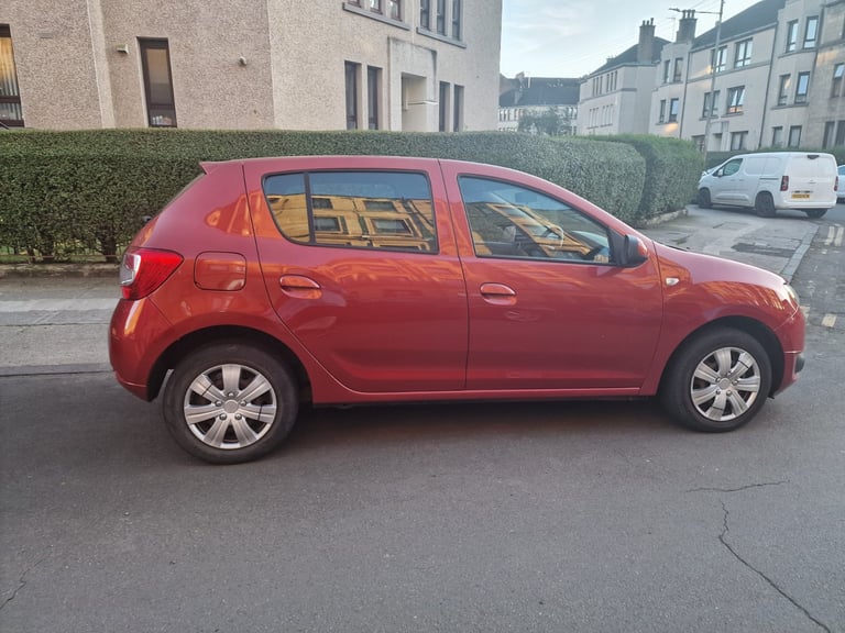 image for Dacia, SANDERO, Hatchback, 2013, Manual, 898 (cc), 5 doors