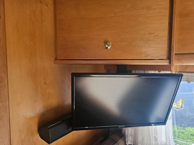 Mercedes-Benz, 1994, 2874 (cc)