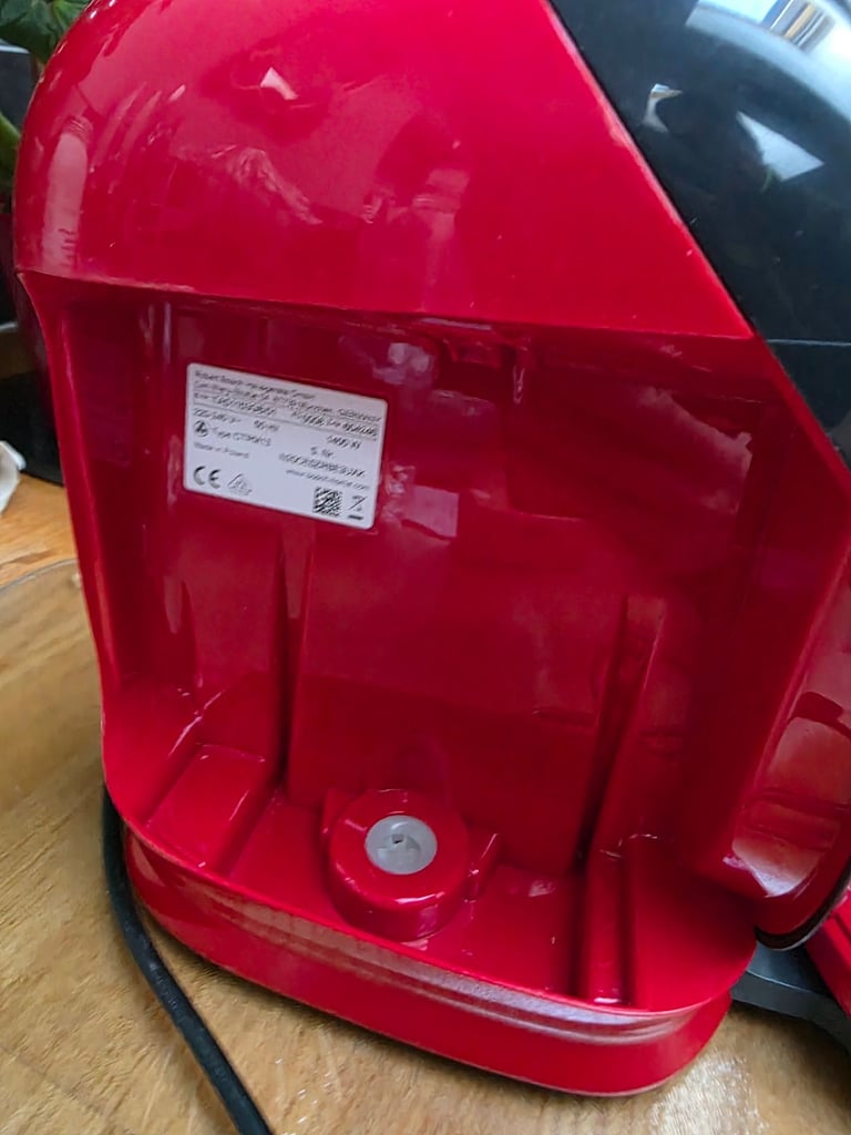 Bosch Tassimo Vivy 2 Red Coffee Pod Machine. Auto Hot Drink Chocolate expresso Latte Barista maker