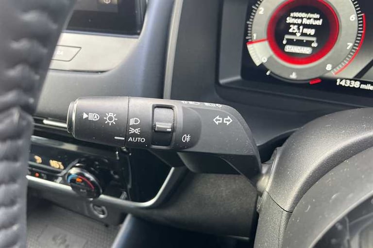 2023 Nissan Qashqai 1.3 DIG-T MH TEKNA 5DR Hatchback Petrol Manual