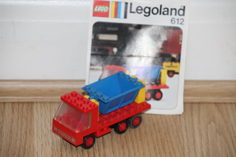 3 Classic Lego Town sets: 605 Street Sweeper * 612 Tipper Truck * 625 Tractor