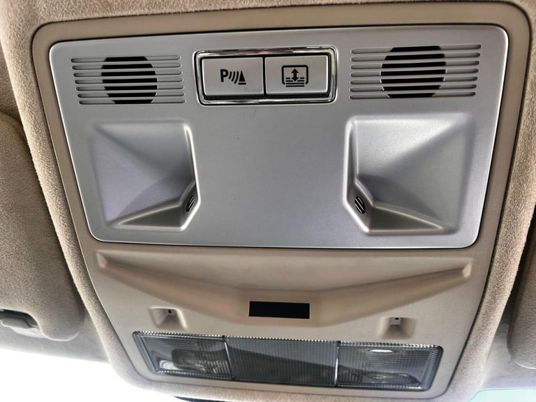 2012 Jaguar XF 3.0d S V6 Portfolio Auto Euro 5 (s/s) 4dr SALOON Diesel Automatic