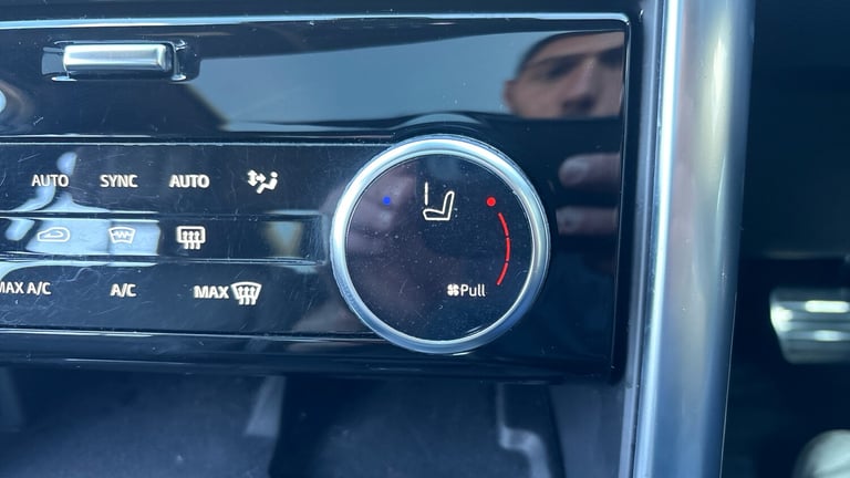 2021 Land Rover Discovery 3.0 D300 R-Dynamic HSE 5dr Auto Diesel Station Wagon Station Wagon Dies...
