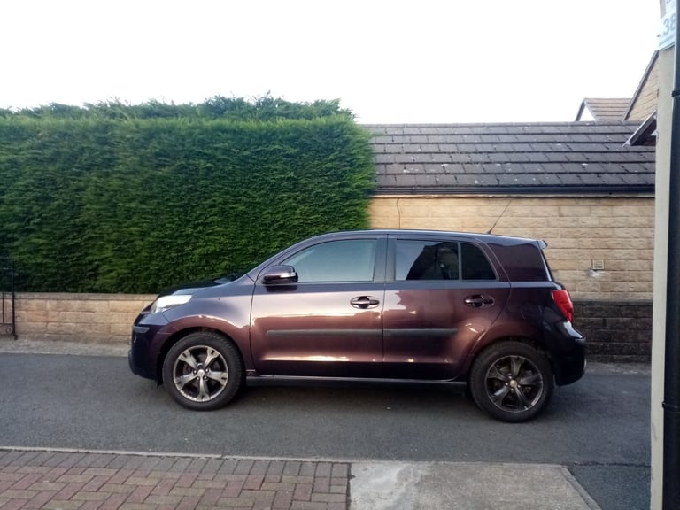 Toyota, URBANCRUISER, Hatchback, 2009, Manual, 1329 (cc), 5 doors