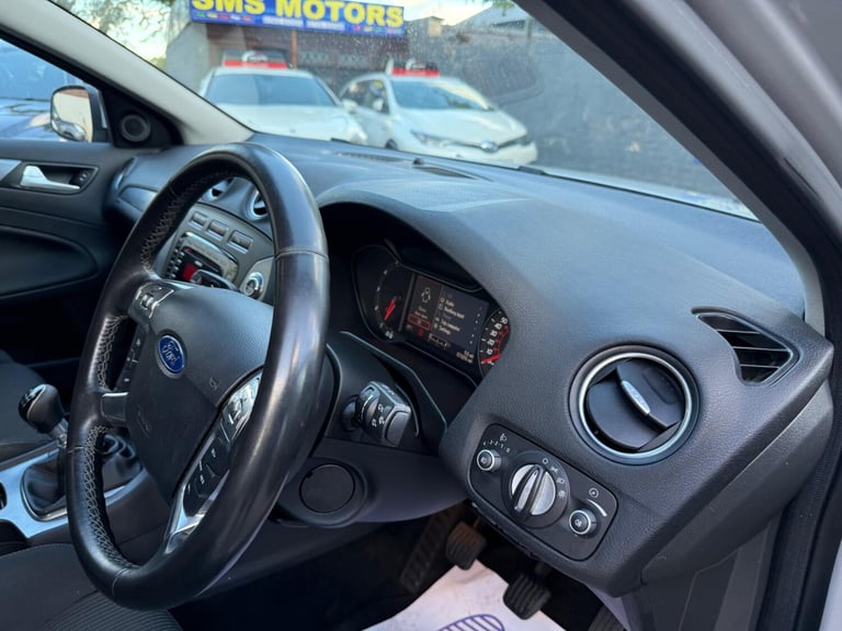  Ford Mondeo 1.8 TDCi Titanium + Euro 4 5dr Diesel Manual