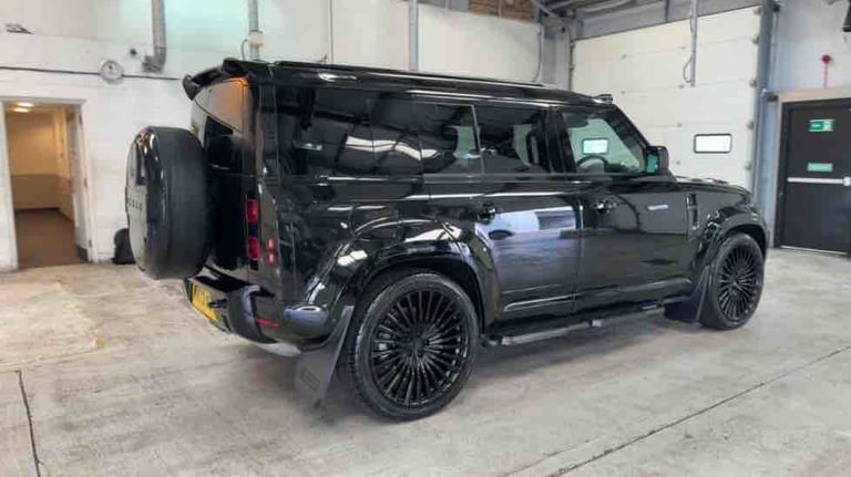 2024 Land Rover Defender 110 3.0 D300 MHEV X-Dynamic SE SUV 5dr Diesel Auto 4WD Euro 6 (s/s) (300...