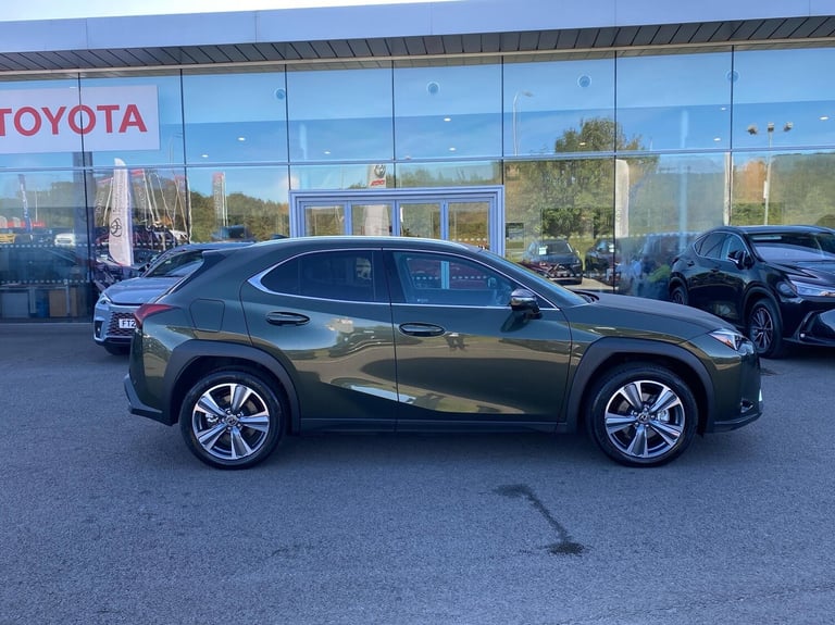 2025 Lexus UX 300e 150kW 72.8 kWh Premium Plus 5dr E-CVT SUV Electric Automatic