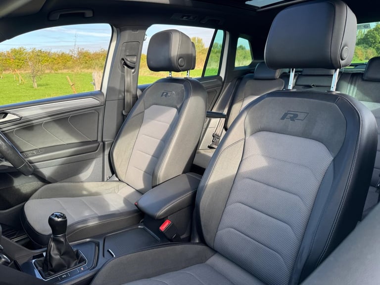 2017 Volkswagen Tiguan 2.0 TDi 150 R-Line 5dr ESTATE DIESEL Manual