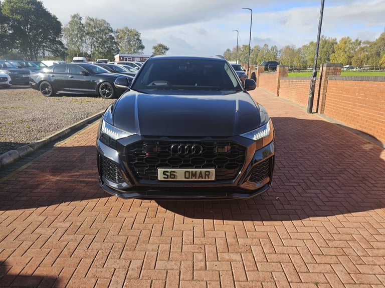 AUDI RSQ8 TFSI QUATTRO VORSPRUNG 